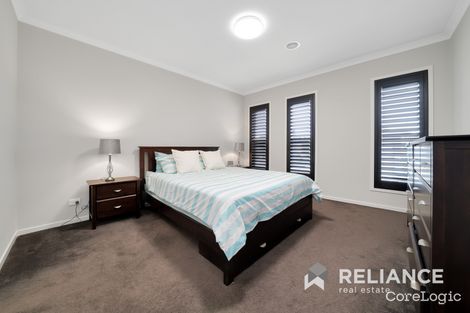 Property photo of 5 Plume Place Point Cook VIC 3030