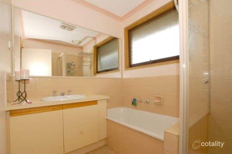 Property photo of 8 Paras Drive Carrum Downs VIC 3201