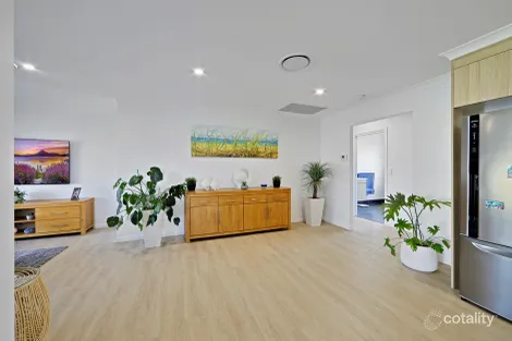 Property photo of 11 Plover Court Bargara QLD 4670