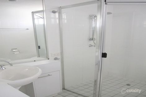 Property photo of 4/162 Surf Parade Broadbeach QLD 4218