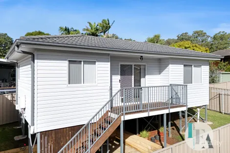 Property photo of 42 Tallawong Crescent Dapto NSW 2530