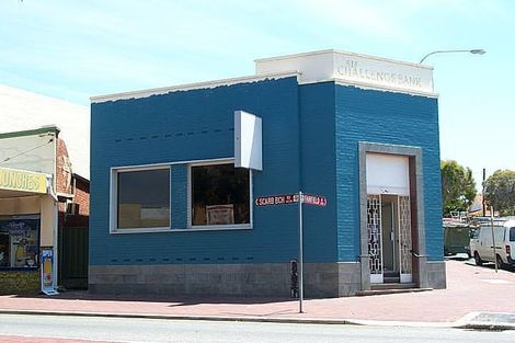 140 Scarborough Beach Rd, Mount Hawthorn, WA 6016