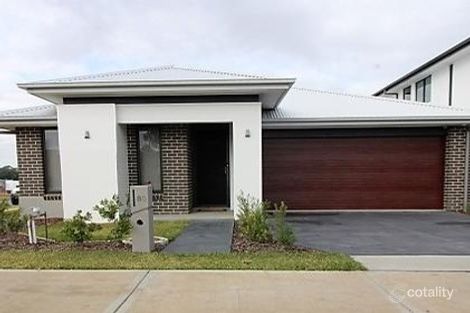 80 Armoury Rd, Jordan Springs, NSW 2747