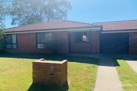 1/2 Sarah Pl, Armidale, NSW 2350