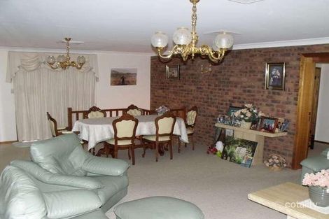 Property photo of 1 Taronga Drive Cowra NSW 2794
