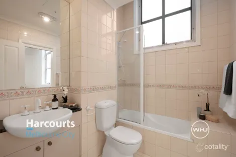Property photo of 10/131 La Trobe Street Melbourne VIC 3000