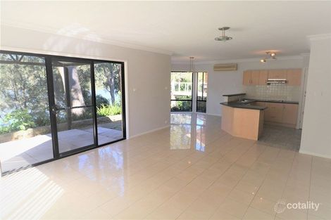 297a The Round Dr, Avoca Beach, NSW 2251