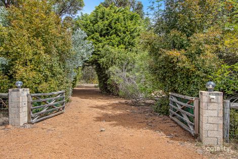 Property photo of 43 King Jarrah Circle Jarrahdale WA 6124