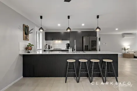 Property photo of 7 Malian Street Cliftleigh NSW 2321