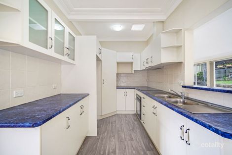 Property photo of 9 Leigh Crescent Unanderra NSW 2526