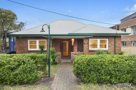 59 Walker St, Helensburgh, NSW 2508
