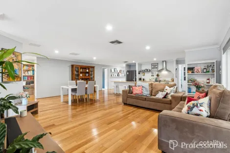Property photo of 11 Silverpan Way Byford WA 6122
