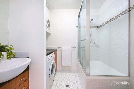 Property photo of 2/23 Bellevue Terrace St Lucia QLD 4067