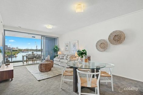 Property photo of 64/30 Macrossan Street Brisbane City QLD 4000