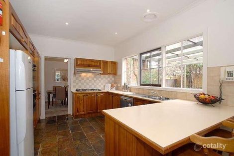 Property photo of 8 Stayner Court Glen Waverley VIC 3150