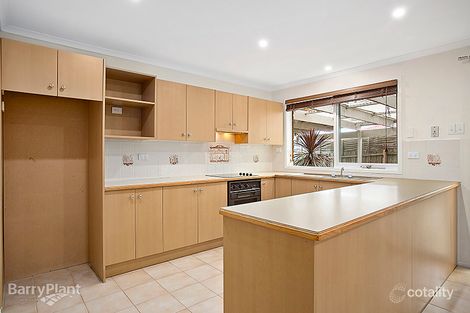 Property photo of 12 Josephine Avenue Cranbourne North VIC 3977