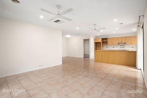 Property photo of 12 Josephine Avenue Cranbourne North VIC 3977