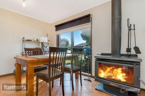 Property photo of 29 Enfield Drive St Albans Park VIC 3219