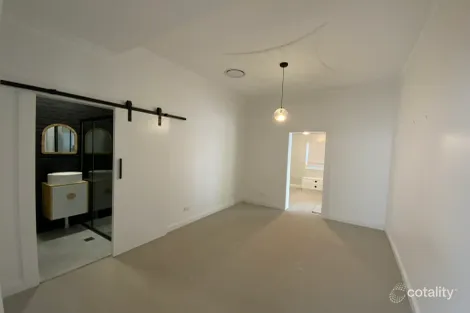 Property photo of 7 Boonah Street Griffith NSW 2680