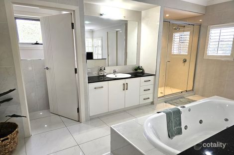 Property photo of 10 Mulloway Court Cungulla QLD 4816