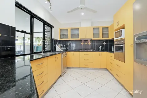 Property photo of 14 Villaflor Crescent Woolner NT 0820