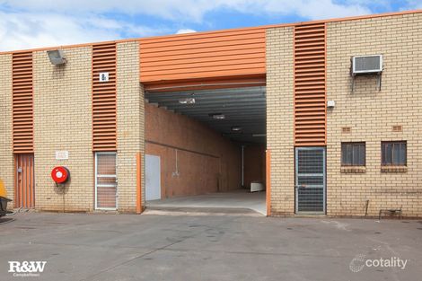 8e Louise Ave, Ingleburn, NSW 2565