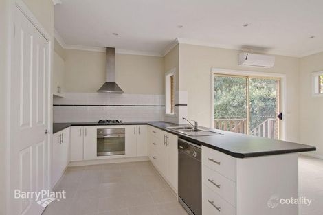 Property photo of 19 Shalimar Crescent Boronia VIC 3155