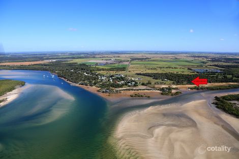 Property photo of 92 Melcer Road Elliott Heads QLD 4670