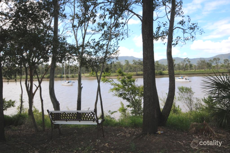 Property photo of 60 Wharf Street Depot Hill QLD 4700