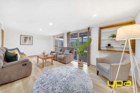 Property photo of 27 Valepark Crescent Cranbourne VIC 3977