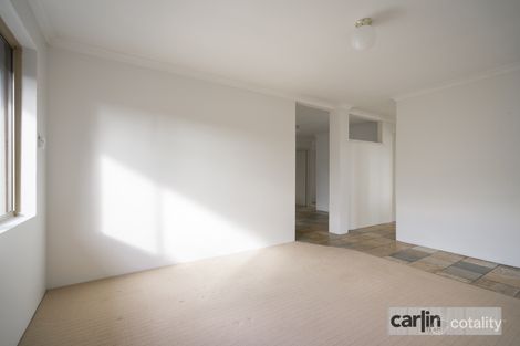 Property photo of 16 Lipton Mews Atwell WA 6164