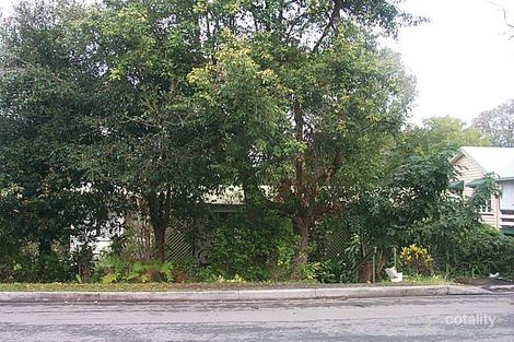 4 Macdonald St, Dicky Beach, QLD 4551