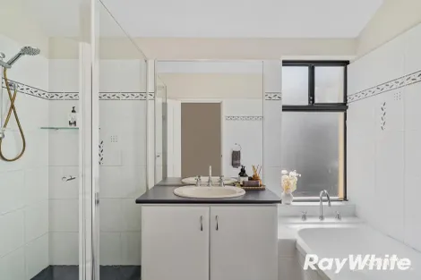 Property photo of 8 Ragamuffin Point Halls Head WA 6210