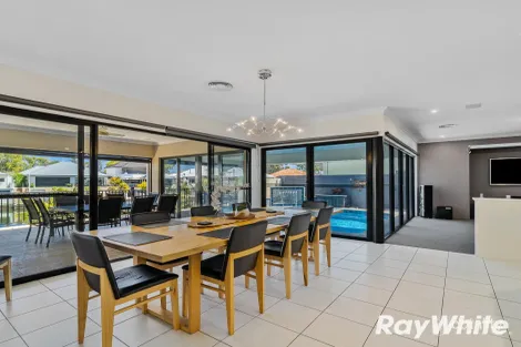 Property photo of 8 Ragamuffin Point Halls Head WA 6210
