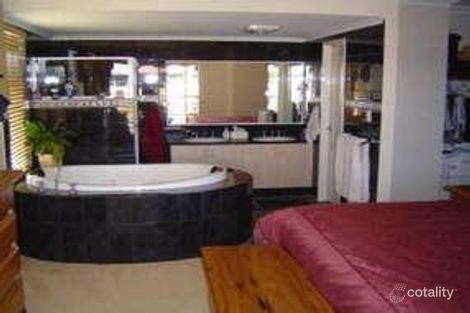 Property photo of 5 Starfire Close Halls Head WA 6210