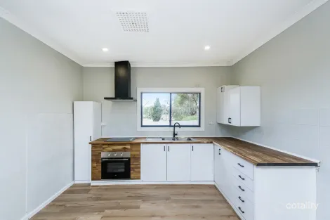 Property photo of 50 Perina Way Northam WA 6401