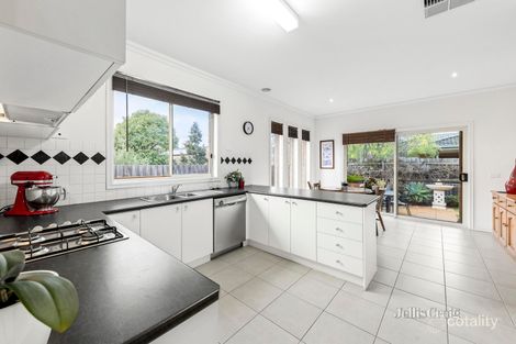 Property photo of 30 Sylvia Street Templestowe Lower VIC 3107