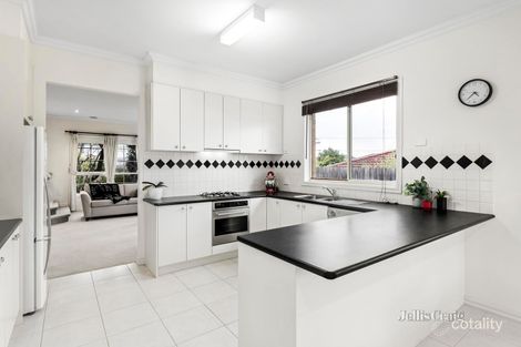 Property photo of 30 Sylvia Street Templestowe Lower VIC 3107