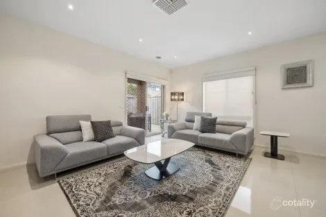 Property photo of 36 Hilderstone Avenue Wollert VIC 3750