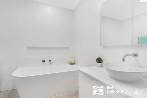 Property photo of 12 Greyfriar Place Kellyville NSW 2155