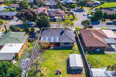 Property photo of 64 Dunsterville Crescent Frankston VIC 3199