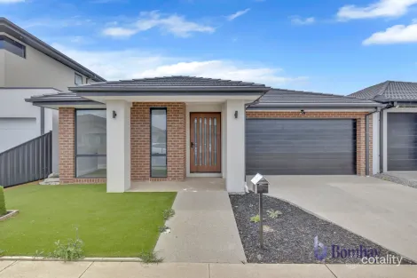 Property photo of 15 Yucca Road Kalkallo VIC 3064