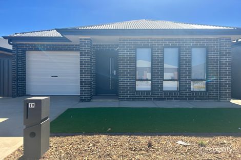 Property photo of 19 Kipfler Street Munno Para SA 5115