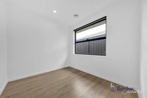 Property photo of 15 Yucca Road Kalkallo VIC 3064