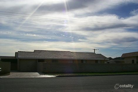 4/6 Dordrecht Pl, Mahomets Flats, WA 6530