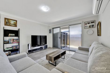 Property photo of 30 Cairo Way Spring Mountain QLD 4300