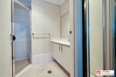 Property photo of 8 Northampton Drive Glenfield NSW 2167