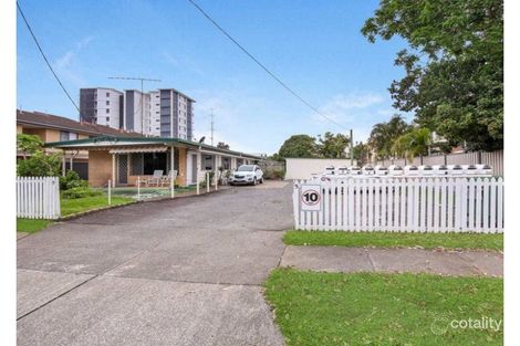 3/5 Proud St, Labrador, QLD 4215