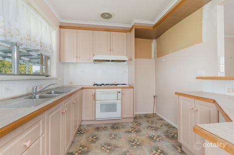 Property photo of 2 Raymond Grove Corio VIC 3214