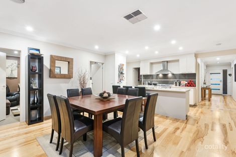 Property photo of 10 Kildonnan Place Strathdale VIC 3550
